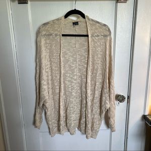 Sparkle & Fade batwing cardigan size M cream boucle